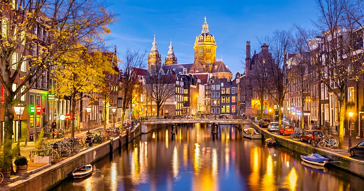 amsterdam travel and leisure